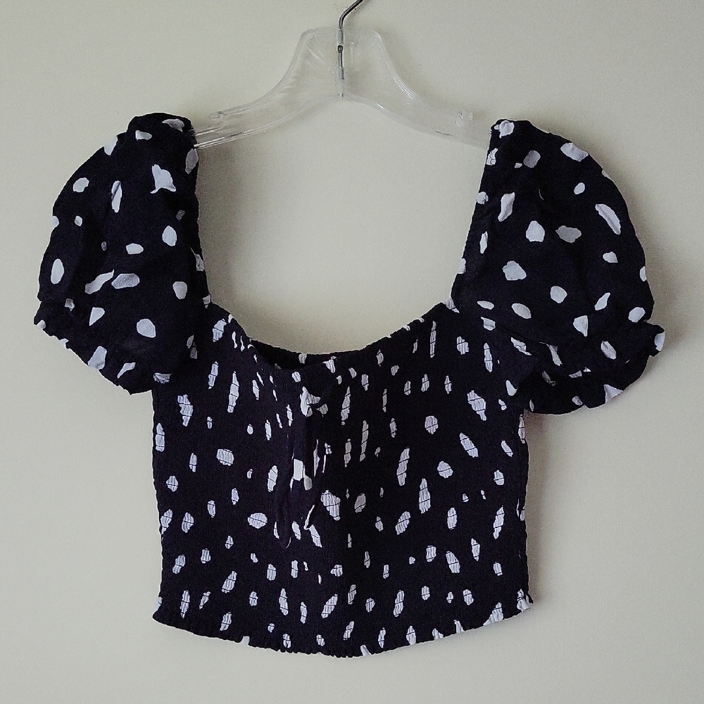 Aritzia Wilfred Women's Navy and White Smocked Blouse- Size M